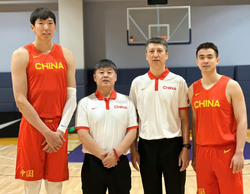 谈球吧反转！曝周琦请缨后郭士强想召他入队 领队薛云飞反对导致未入选